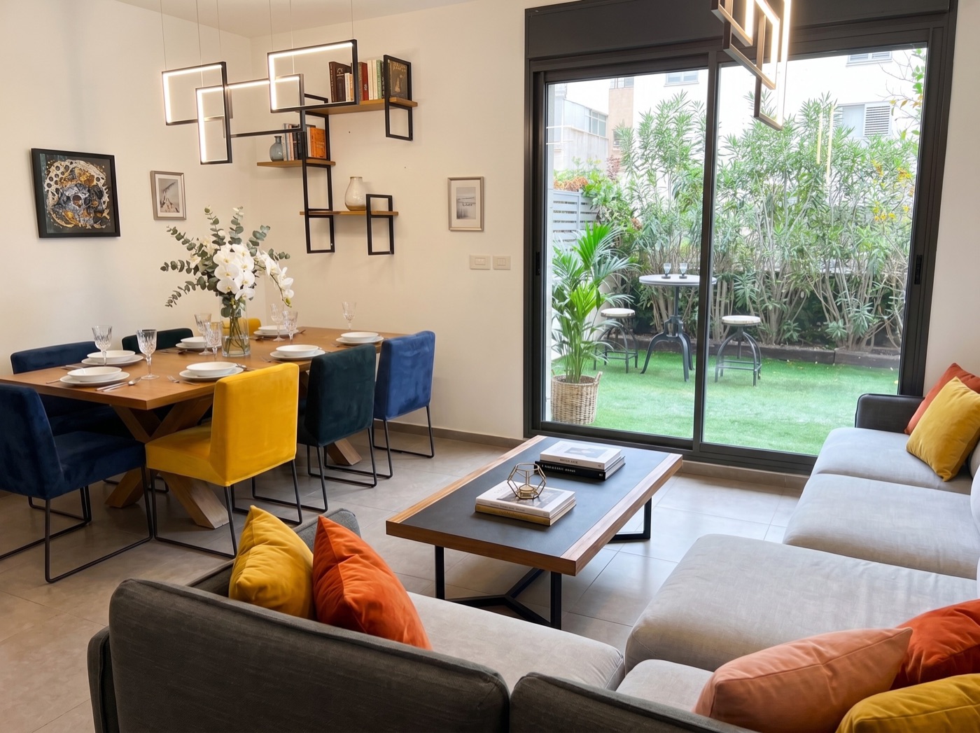 Appartement avec jardin — Tel Aviv · À 1 min de la mer